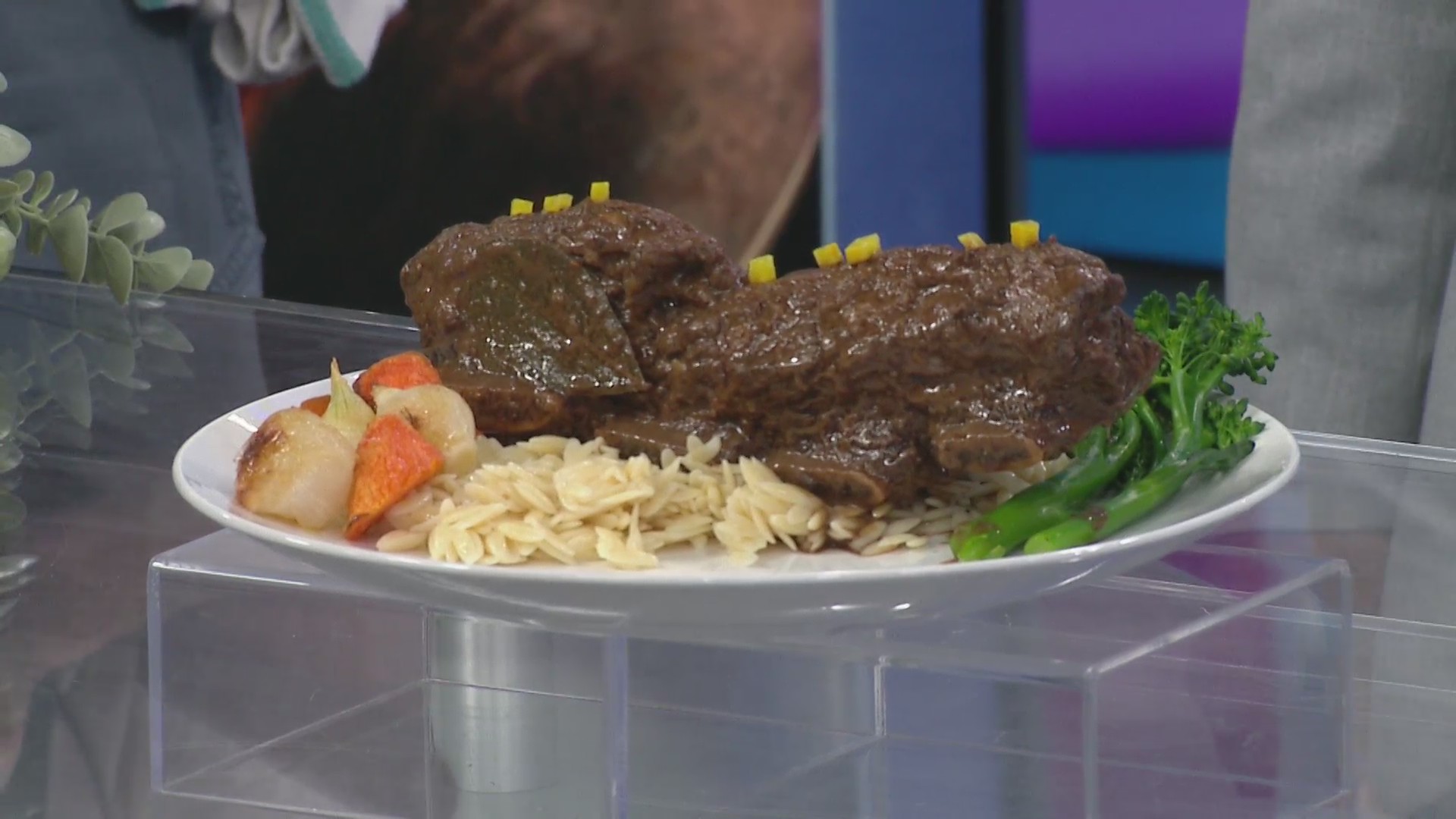 Taste of the District, immunity boosters, fitness faceoffs and Greek tradition on today's Live at 9!