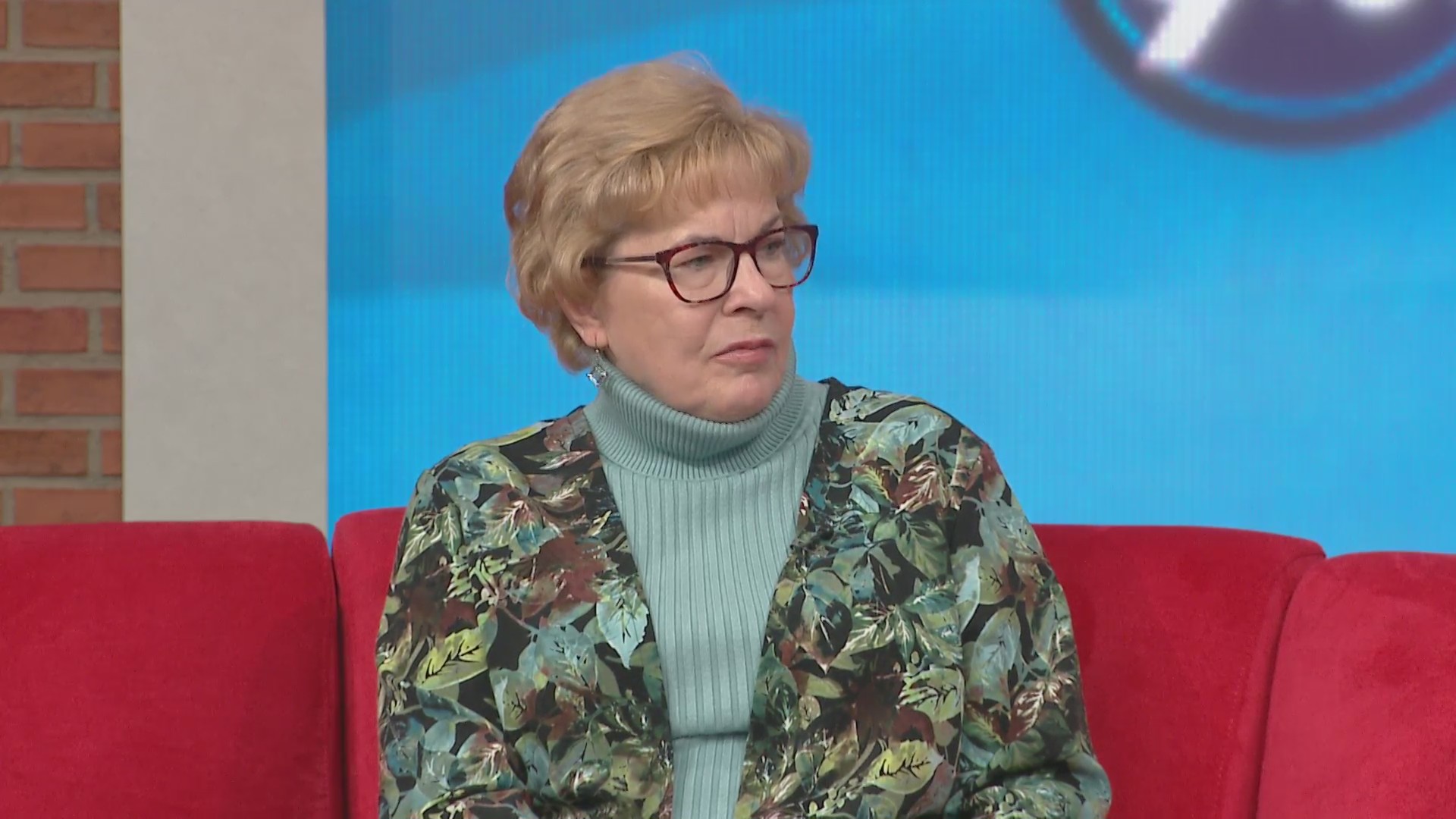 Early voting essentials, haunting cocktails, college dreams, supporting artists on today's Live at 9