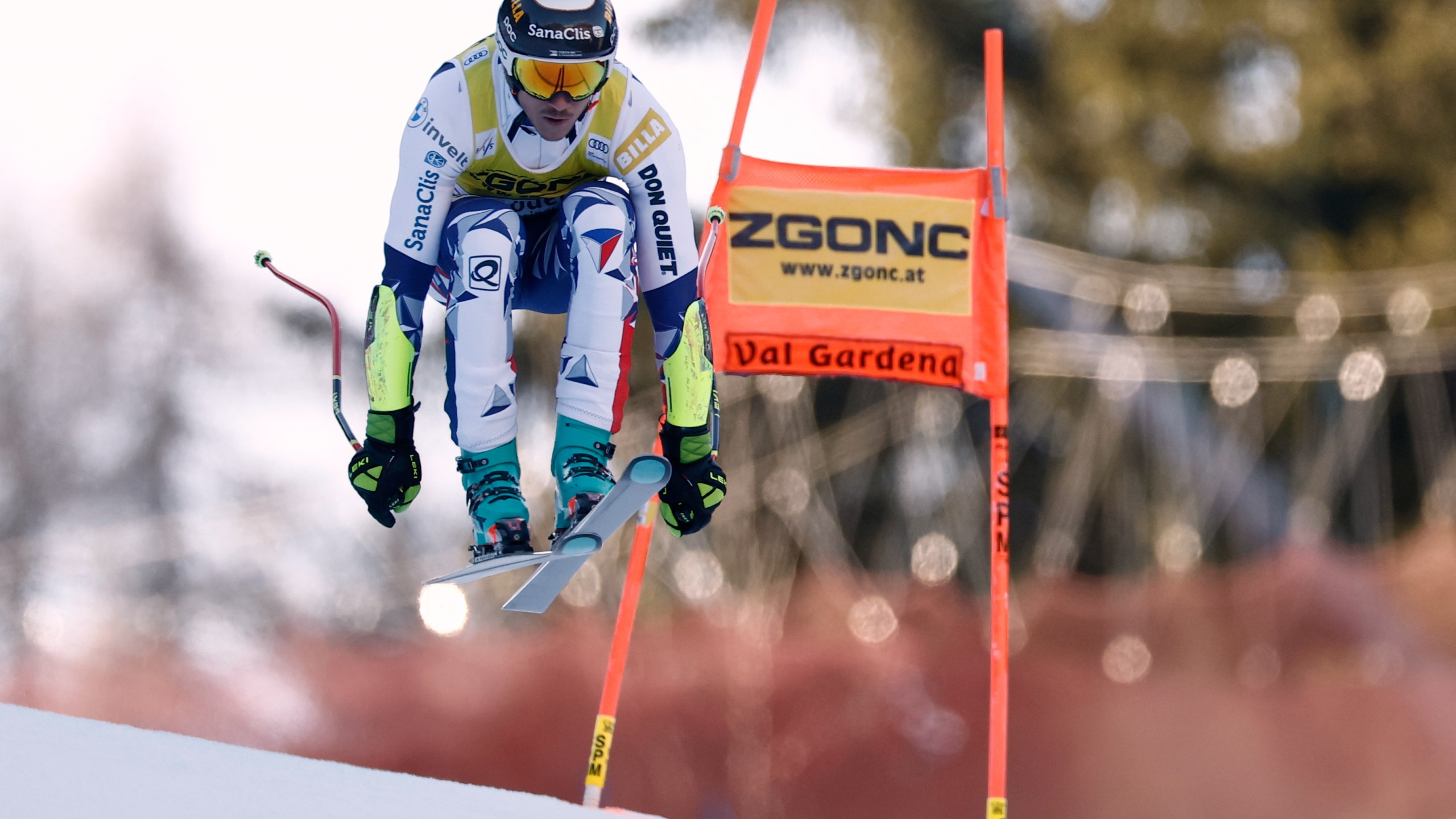 Czech Republic's Jan Zabystran speeds down the course during an alpine ski, men's World Cup super-G, in Val Gardena, France, Friday, Dec.19, 2025. (AP Photo/Gabriele Facciotti)